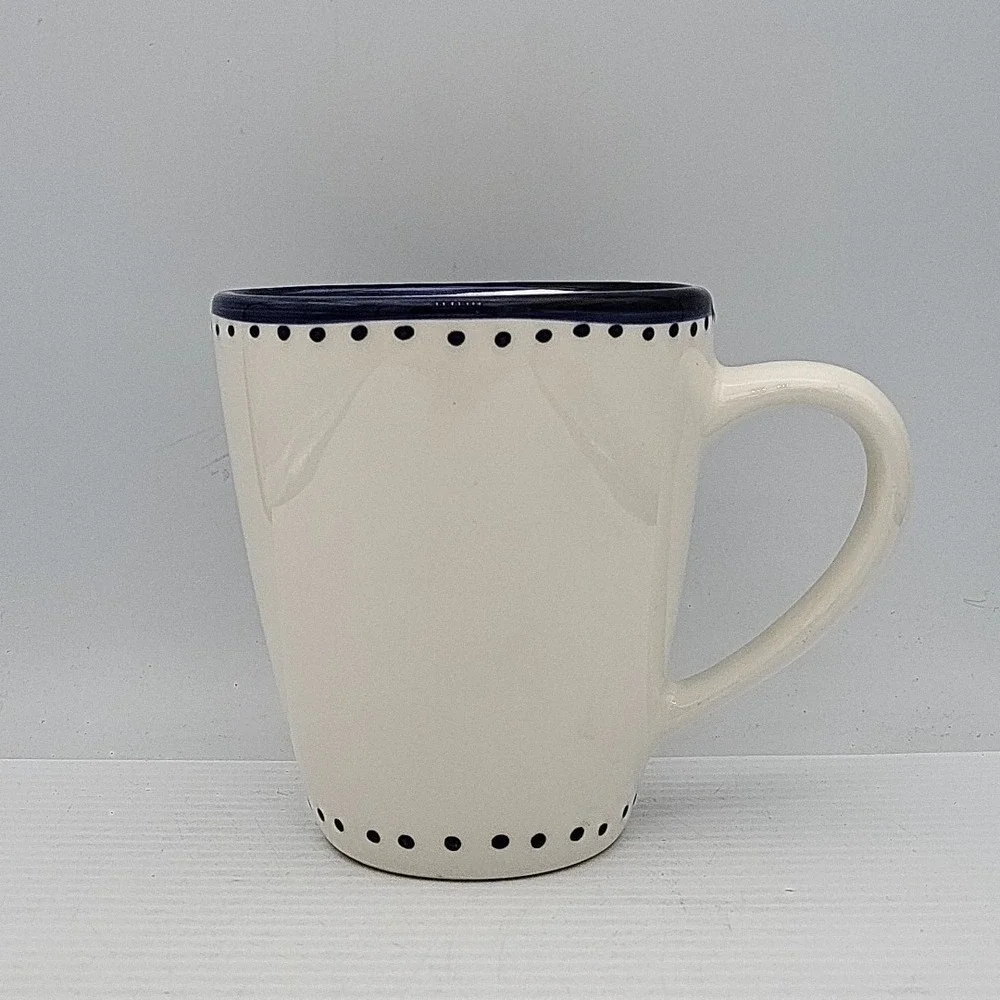 POTTERY‎ BARN TIBURON BLUE CIRCLES Coffe Mug